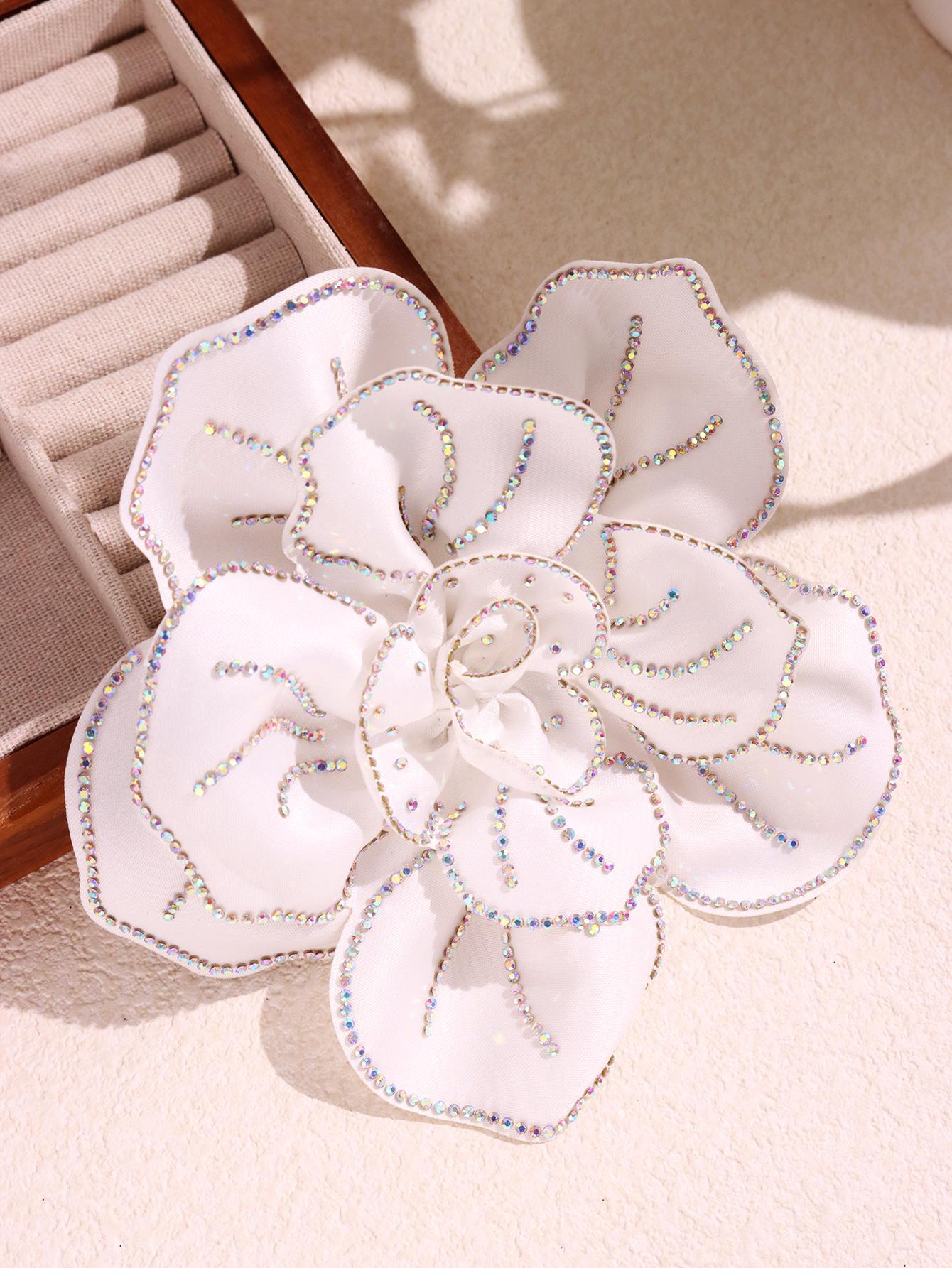 Jovanna Embellished Floral Brooch - A [FLNYXIWP]