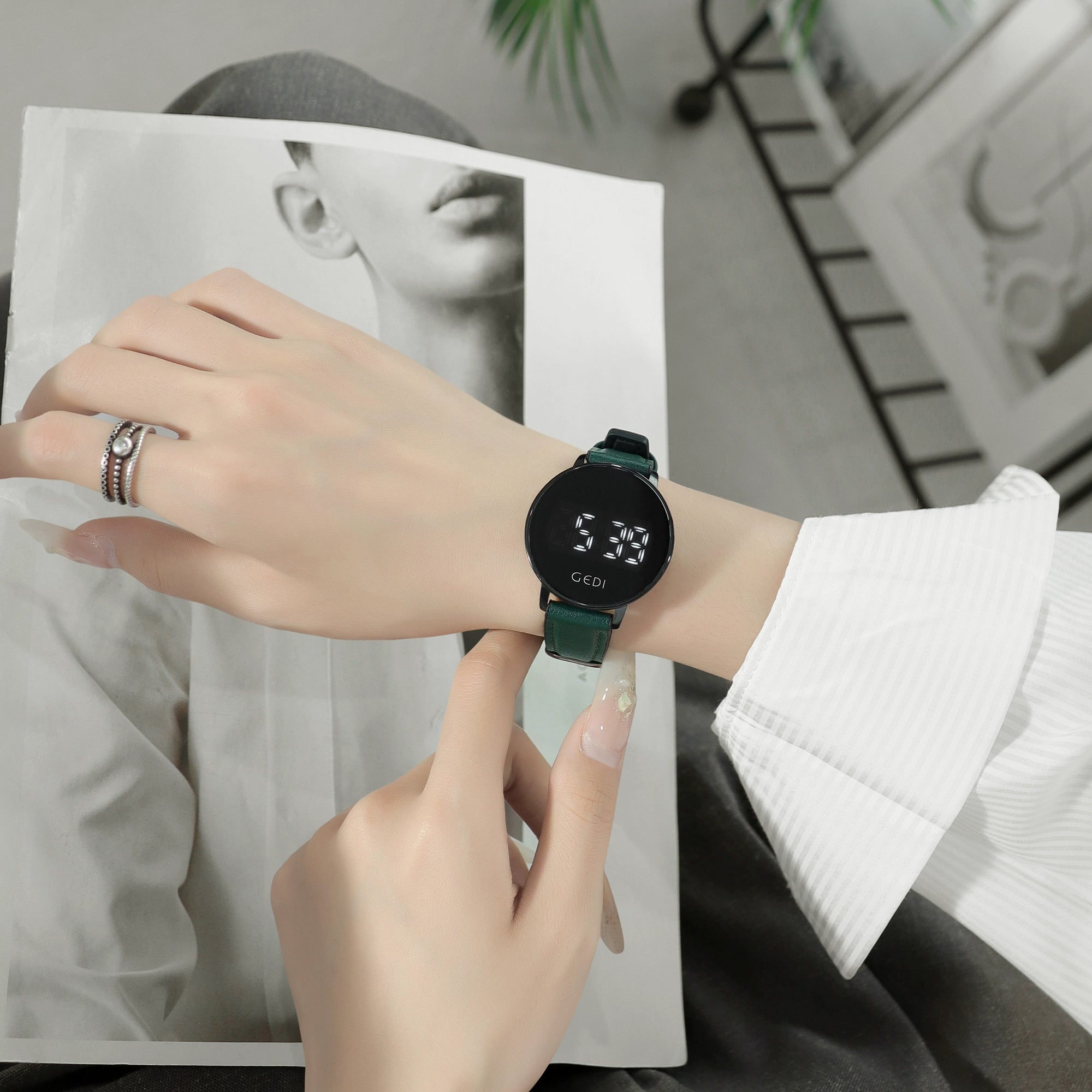 Riva Modern Digital Watch - Fresh Green [VIVBSCRP]