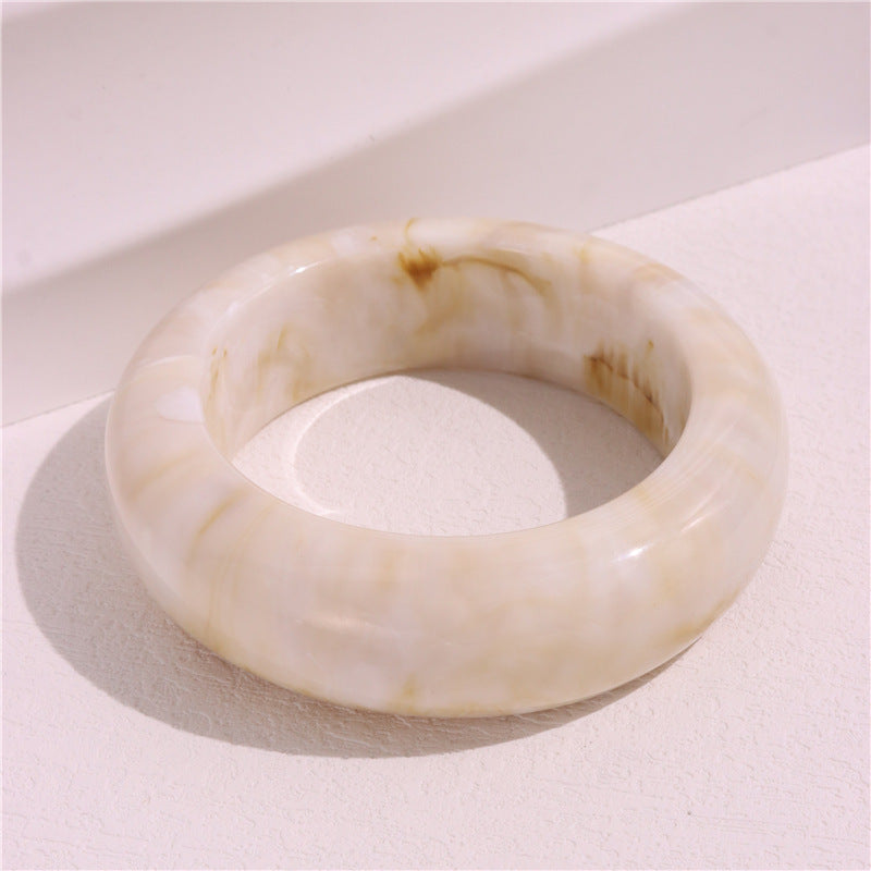 Sloane Resin Triangle Bracelet - Beige [78IYZ060]