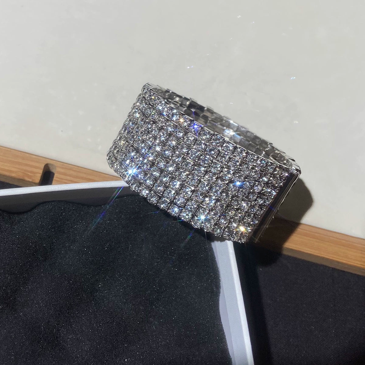 Chaya Dazzling Crystal Jewelry Set - Silver Bracelet [LB0Z8X95]