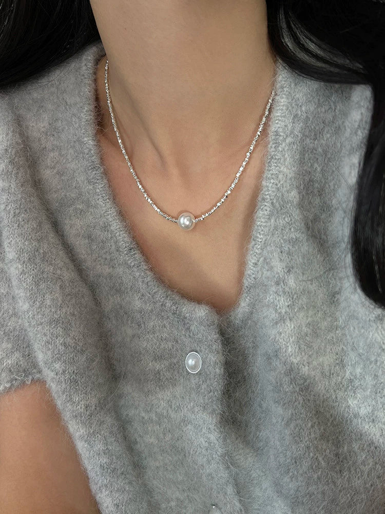 Kynnedi Starry Pearl Necklace - White Pearl Shimmering Silver Necklace