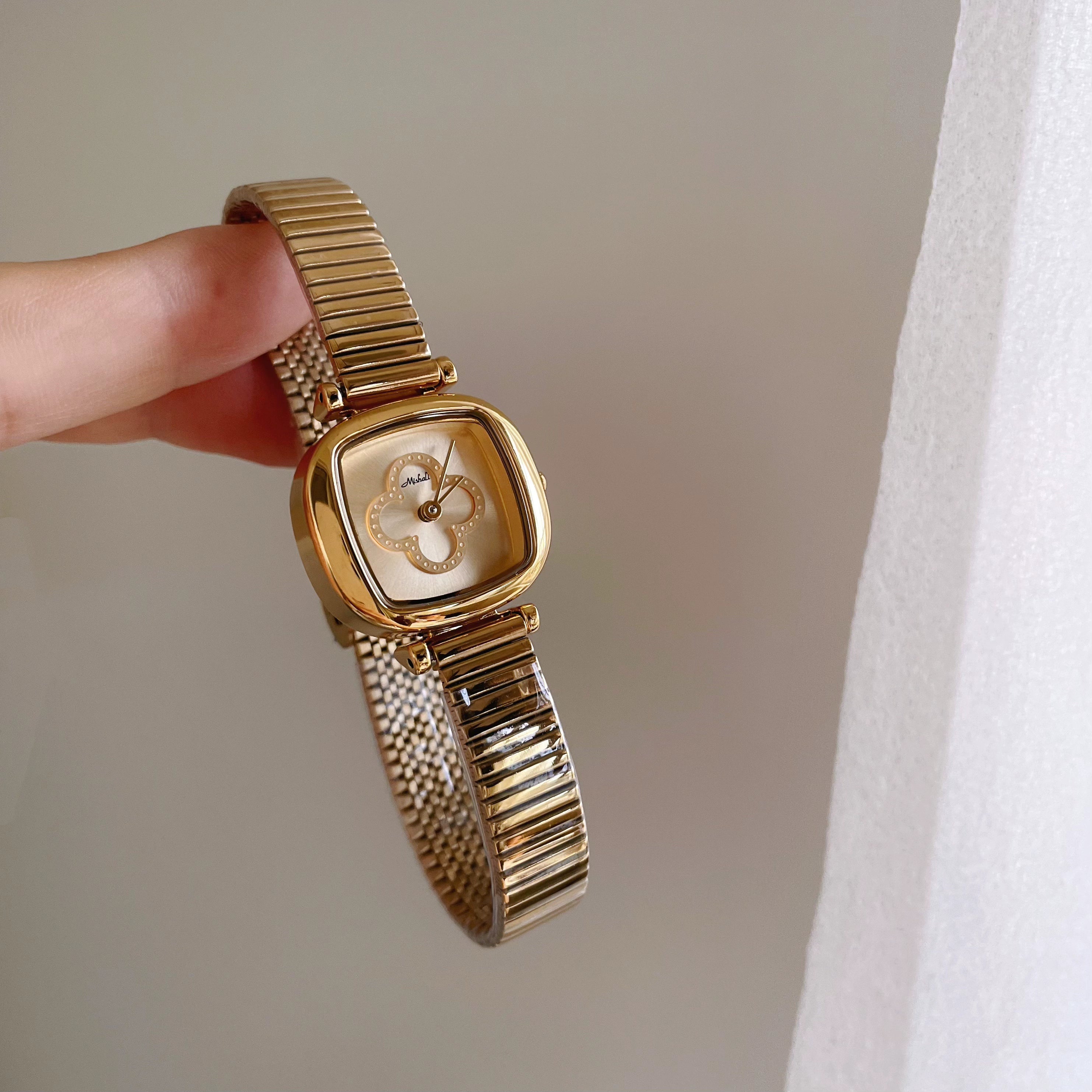 Tylah Square Link Watch - Gold [EO3VCDKR]