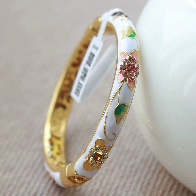 Sofi Flower Enamel Bracelet - Kid's White (47mm) [R4DHIEF4]