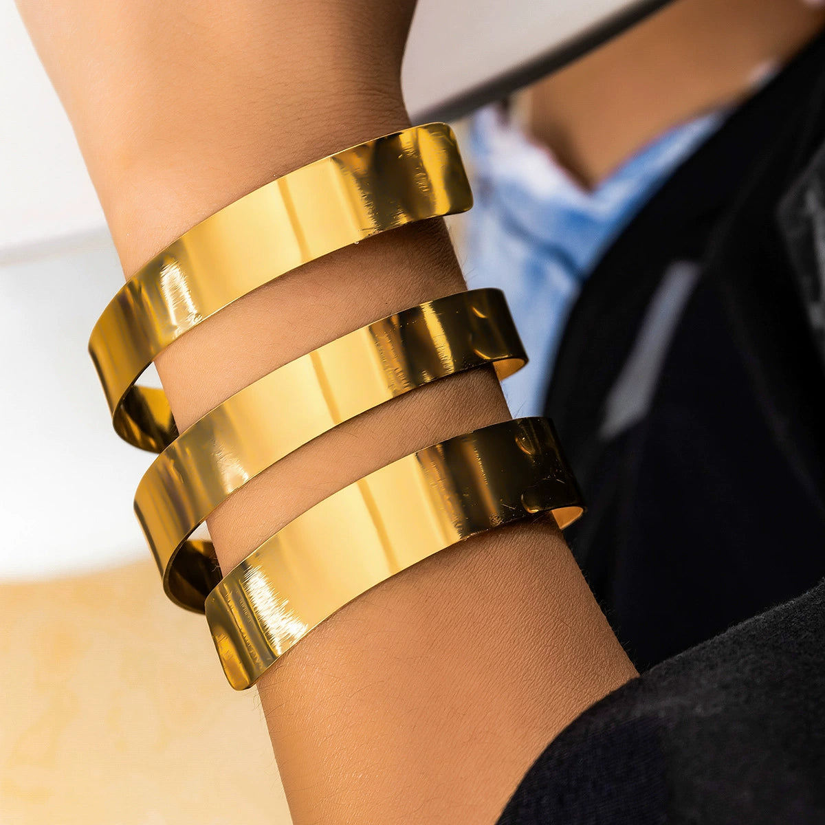 Savvy Spiral Cuff Bracelet - Gold [B3GARJXY]