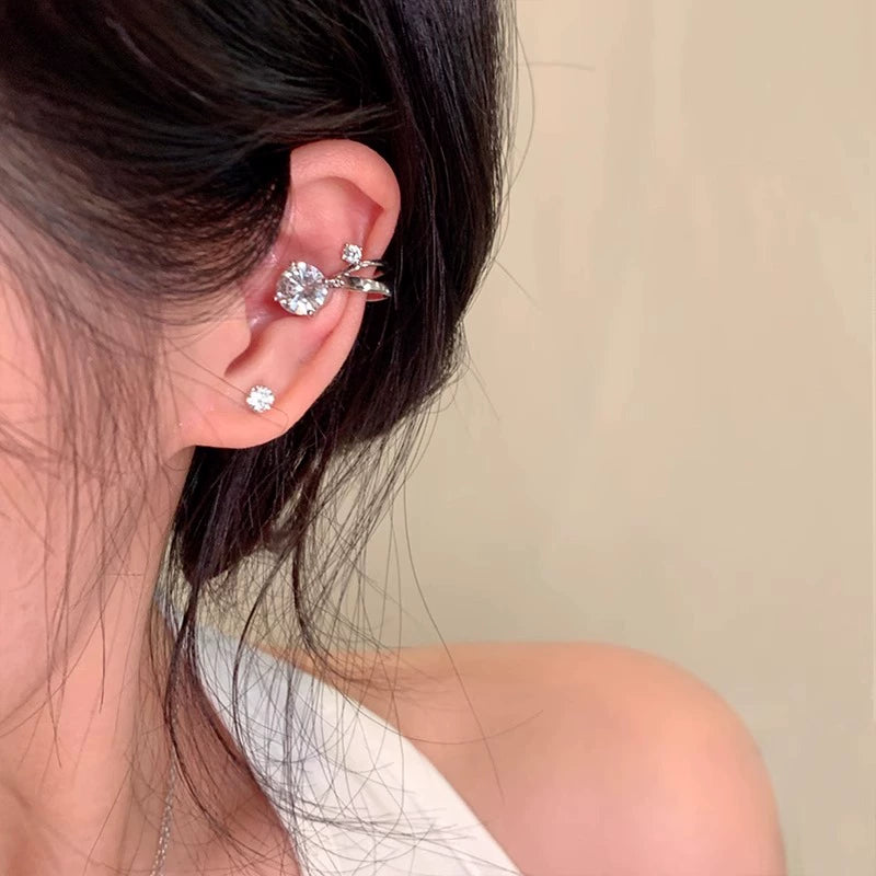 Sabrina Sparkling Bulb Ear Cuff - White Single [E543PZWK]