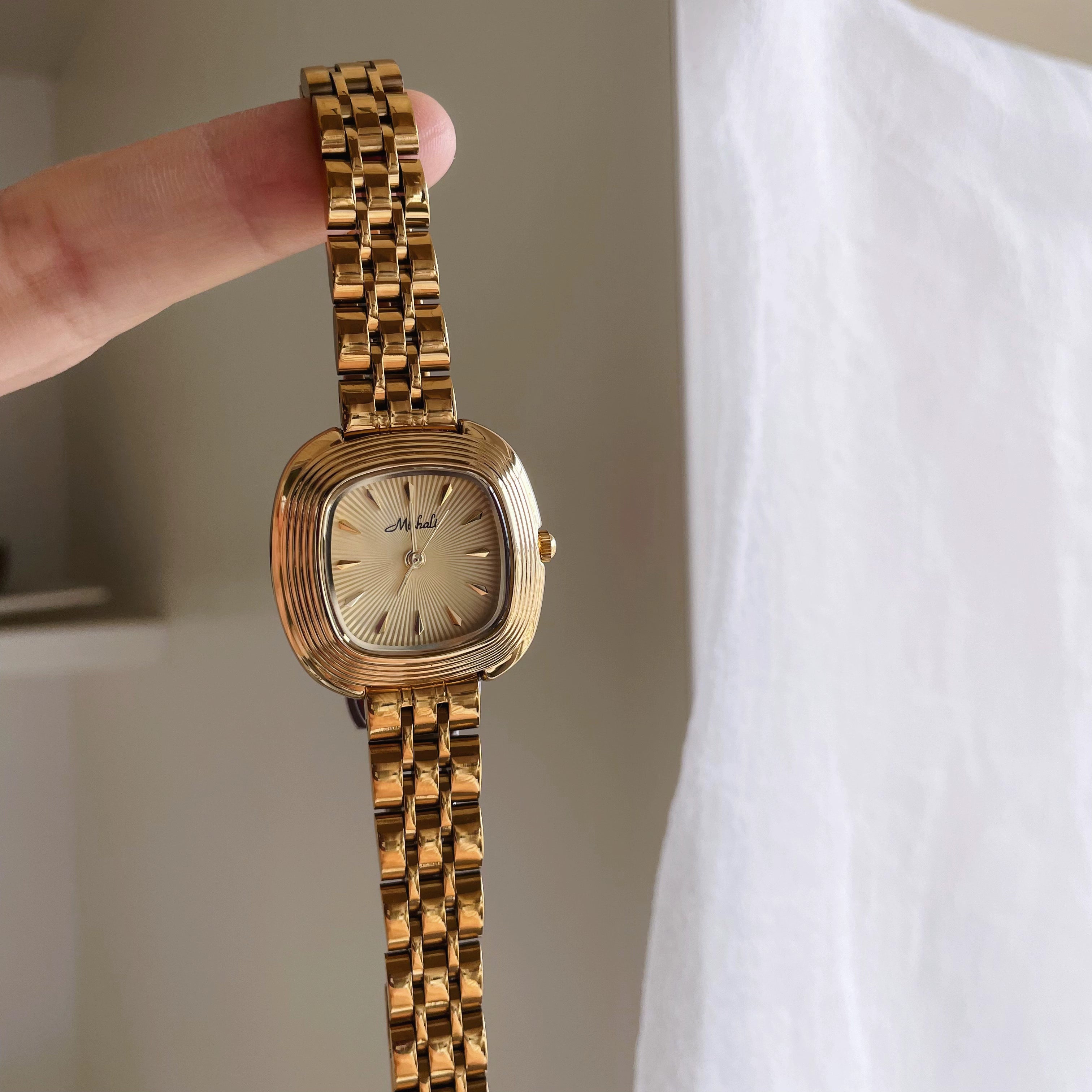 Riyah Square Steel Watch - Gold [HDT5AYWN]