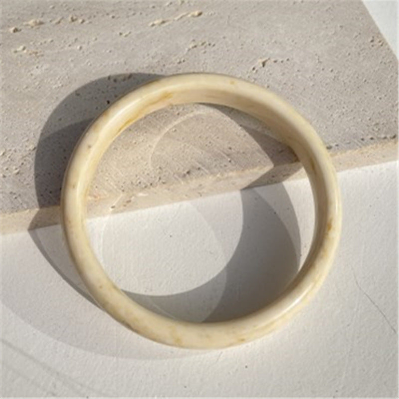 Francesca Marble Resin Bracelet - Round Ivory White [ZHG9MXYP]