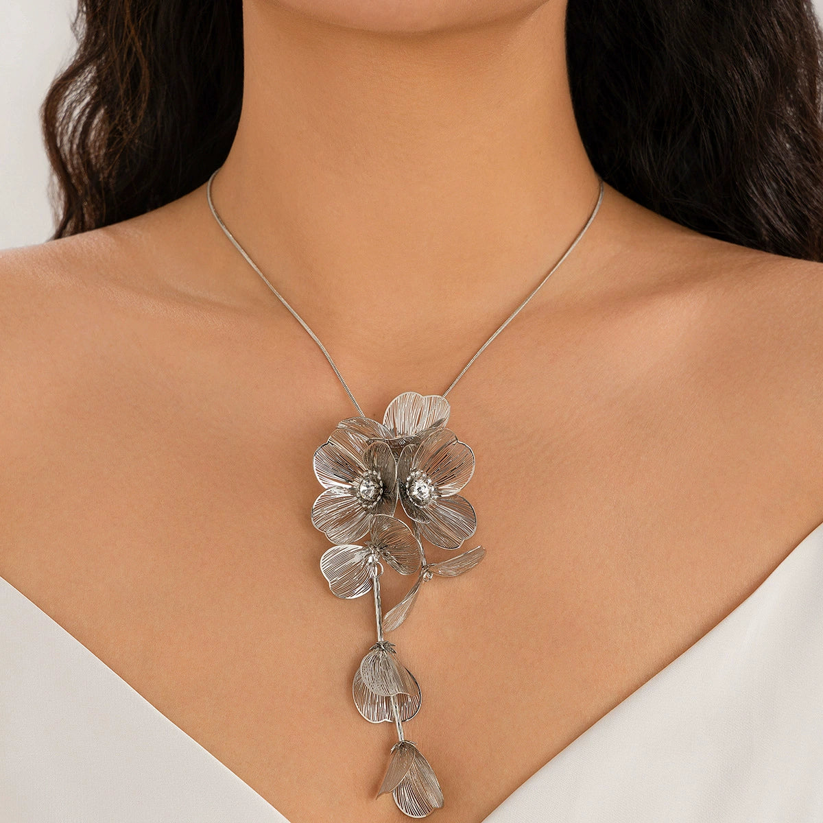 Angelica Ginkgo Blossom Necklace - Necklace - White Gold [LOYL8967]