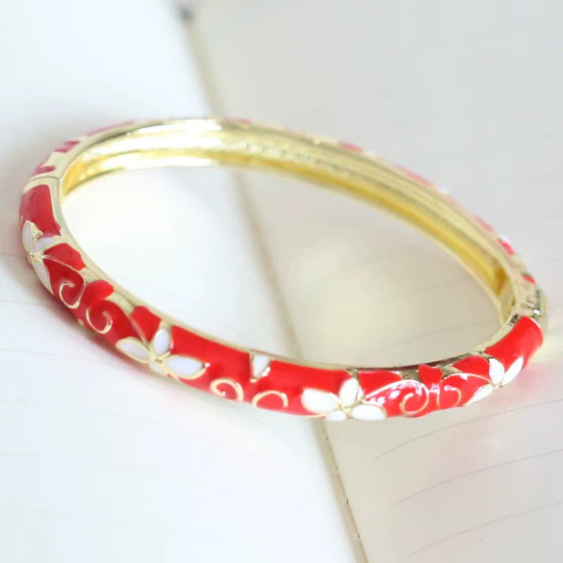 Xaria Clover Enamel Bangle - Red