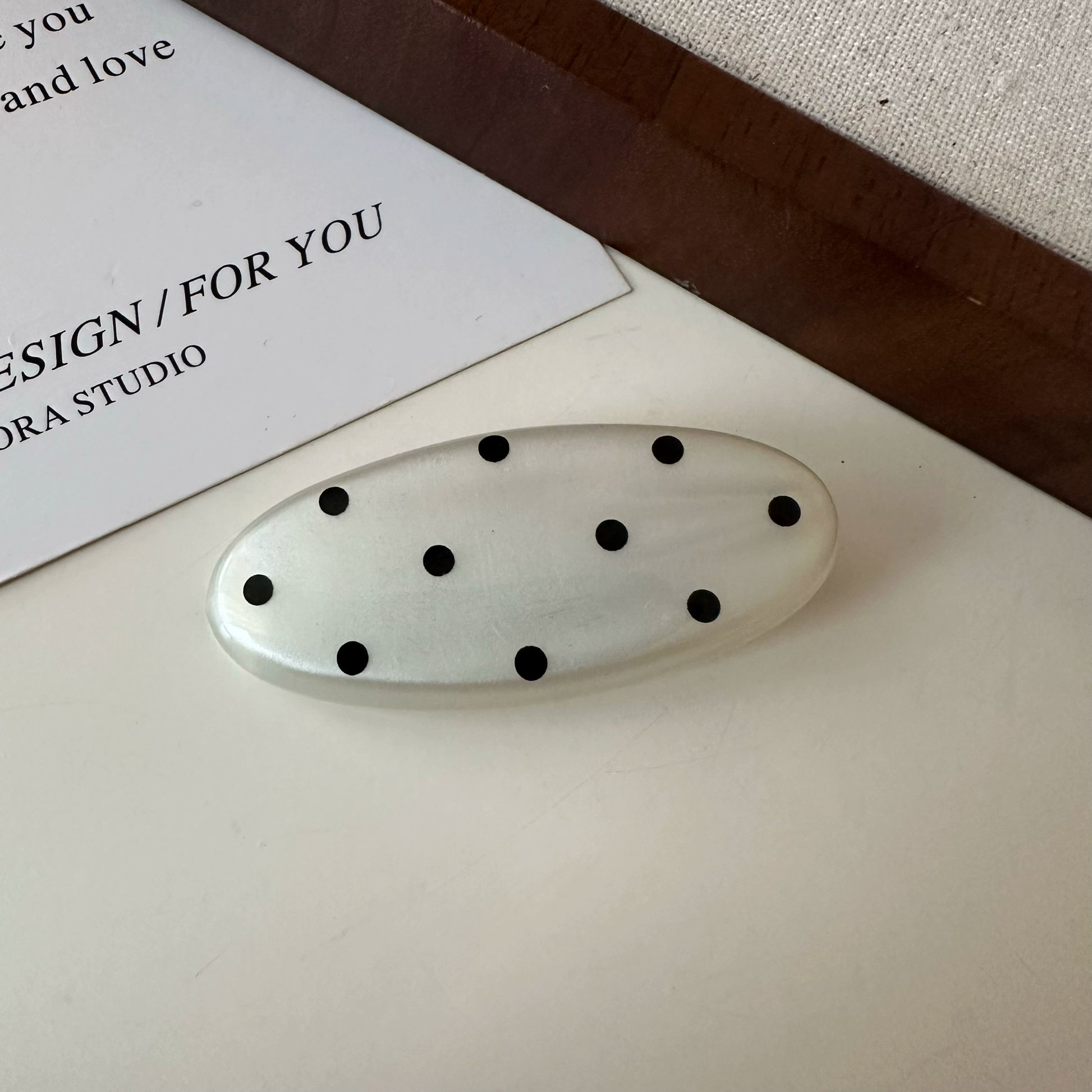 Aditi Polka Dot Hair Clip - White (Single) [DE79COM8]