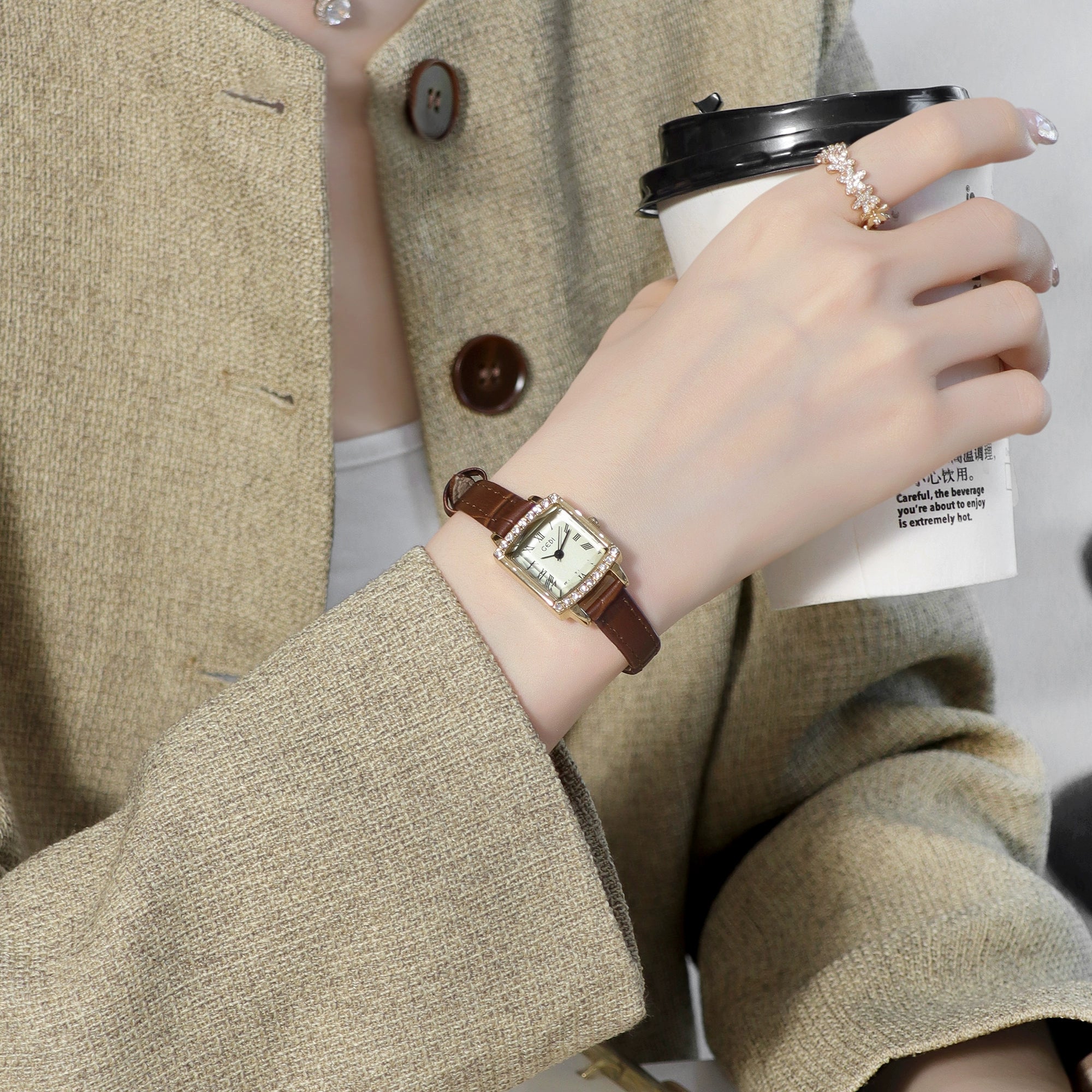 Rei Petite Cube Watch - Vintage Brown [BMZR0PHK]