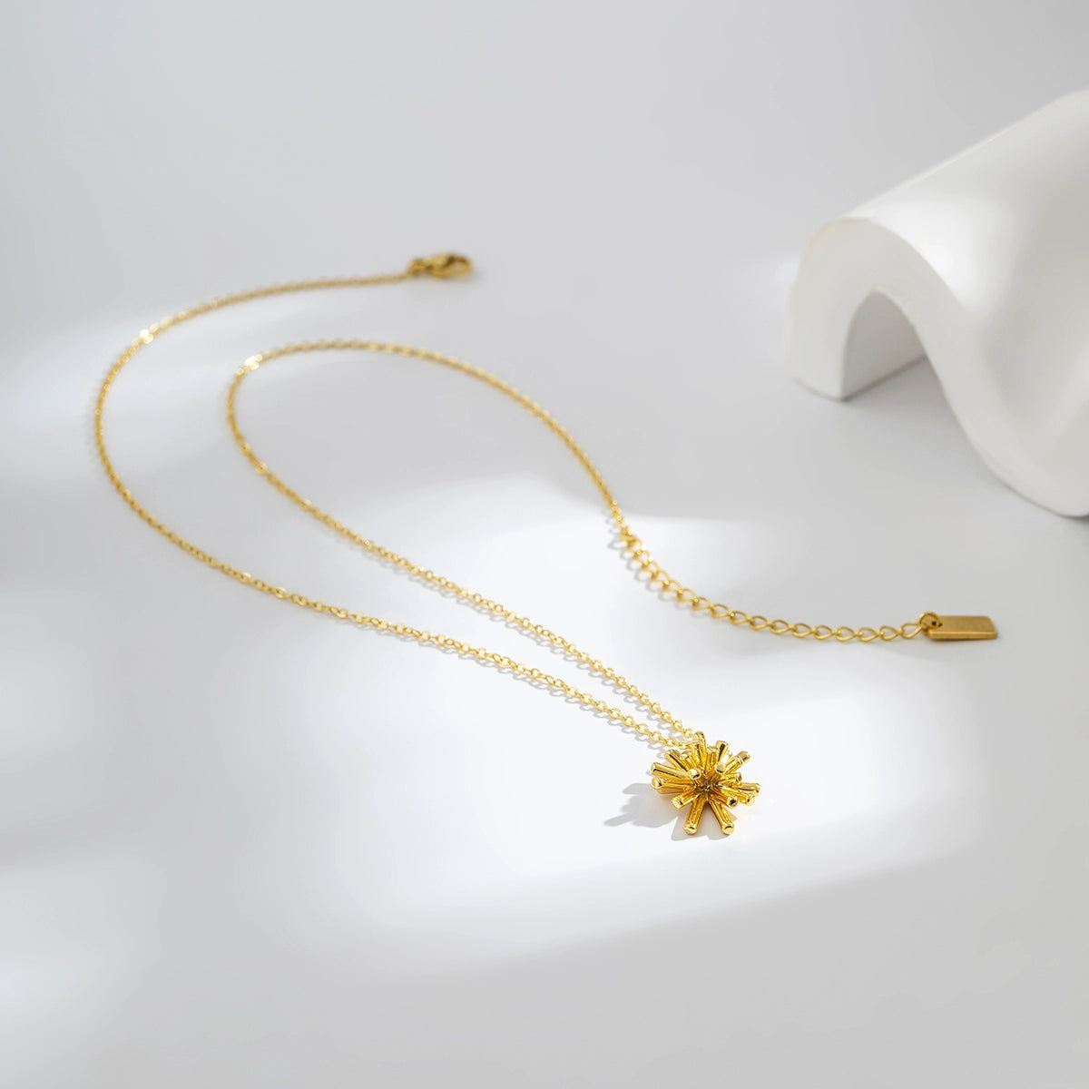 Mae Black Crystal Pearl Choker - Flower Necklace [2WKB3KEF]