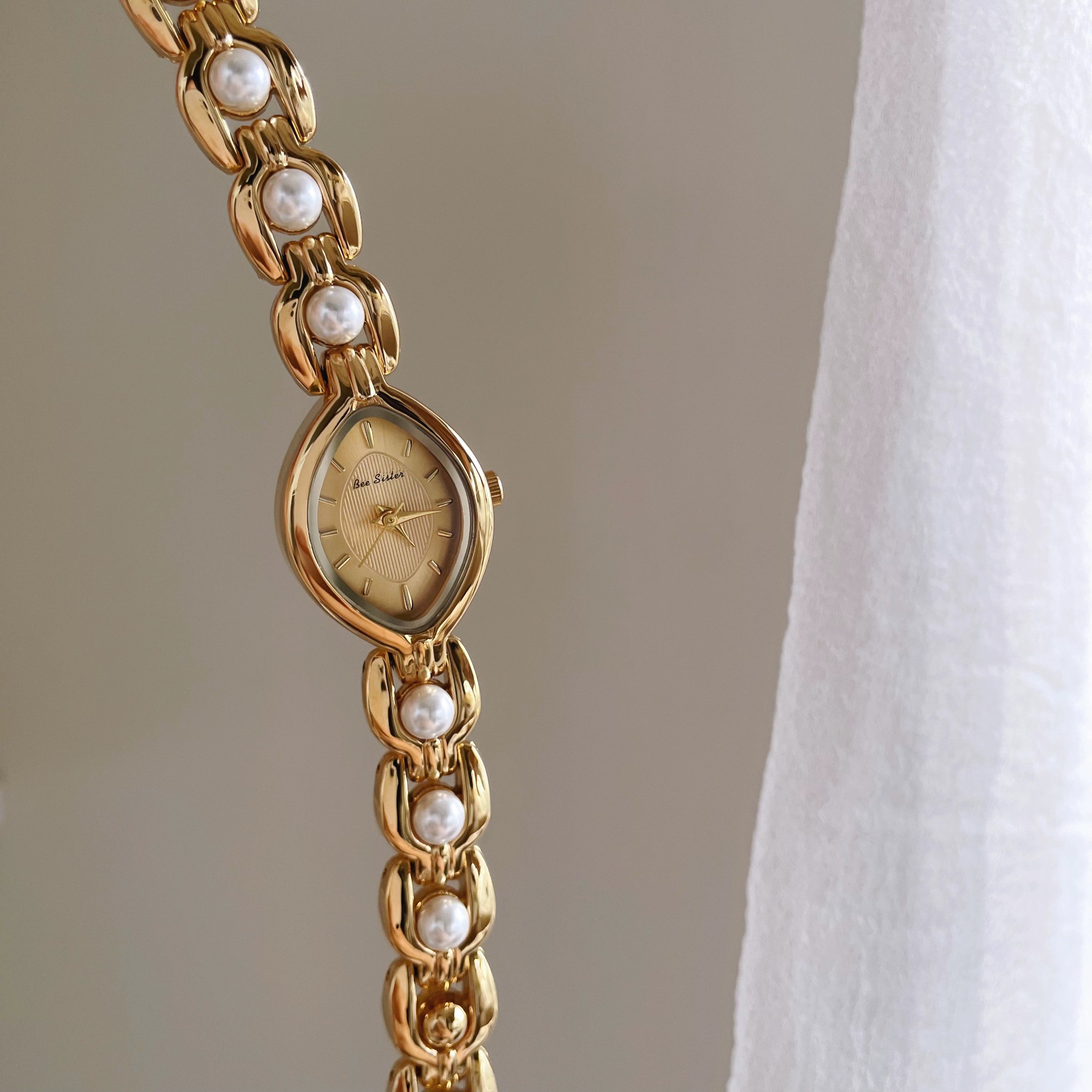Atleigh Pearl Bracelet Watch - Gold [MIQ3UI4O]