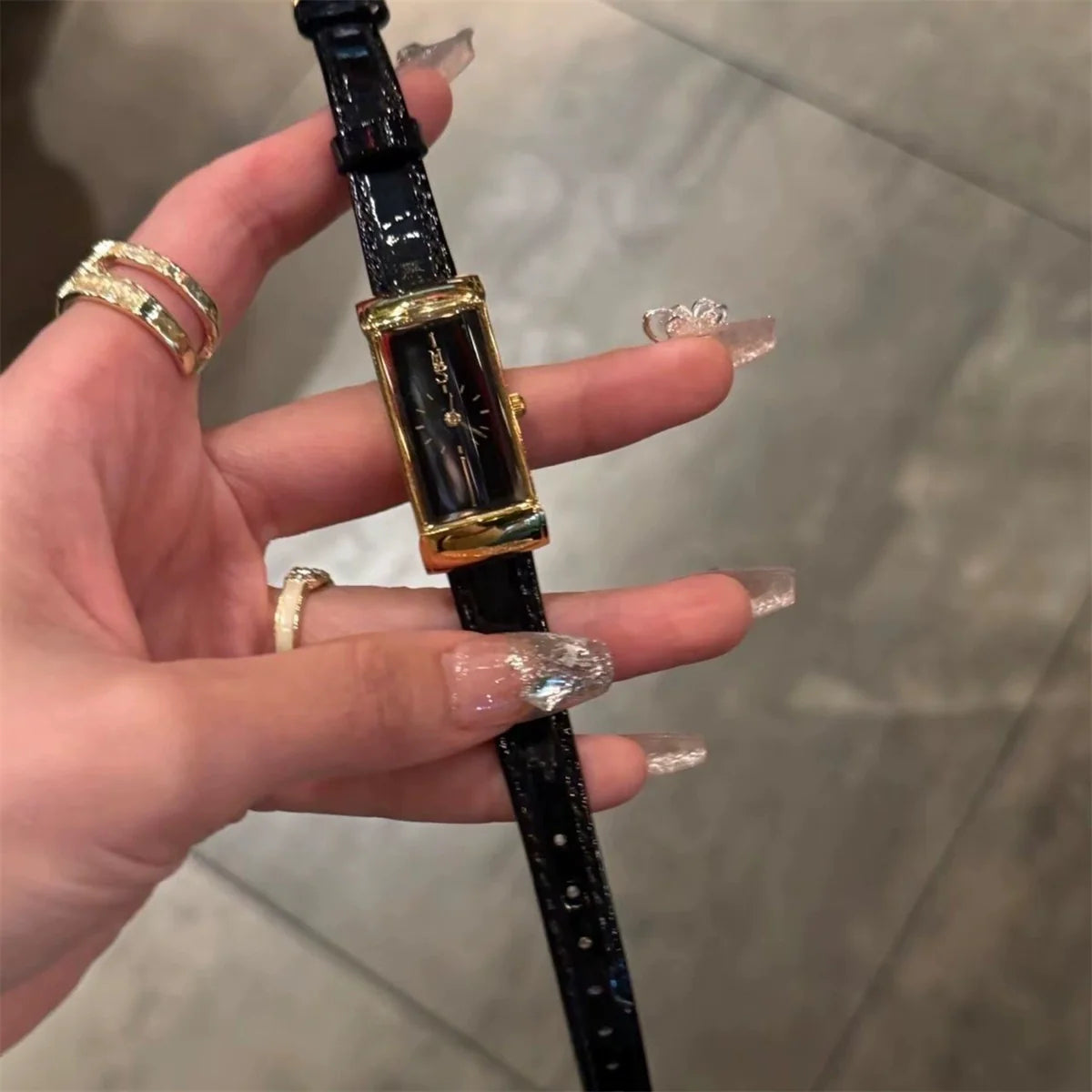 Amariya Obsidian & Gold Watch - Black Gold Rectangular