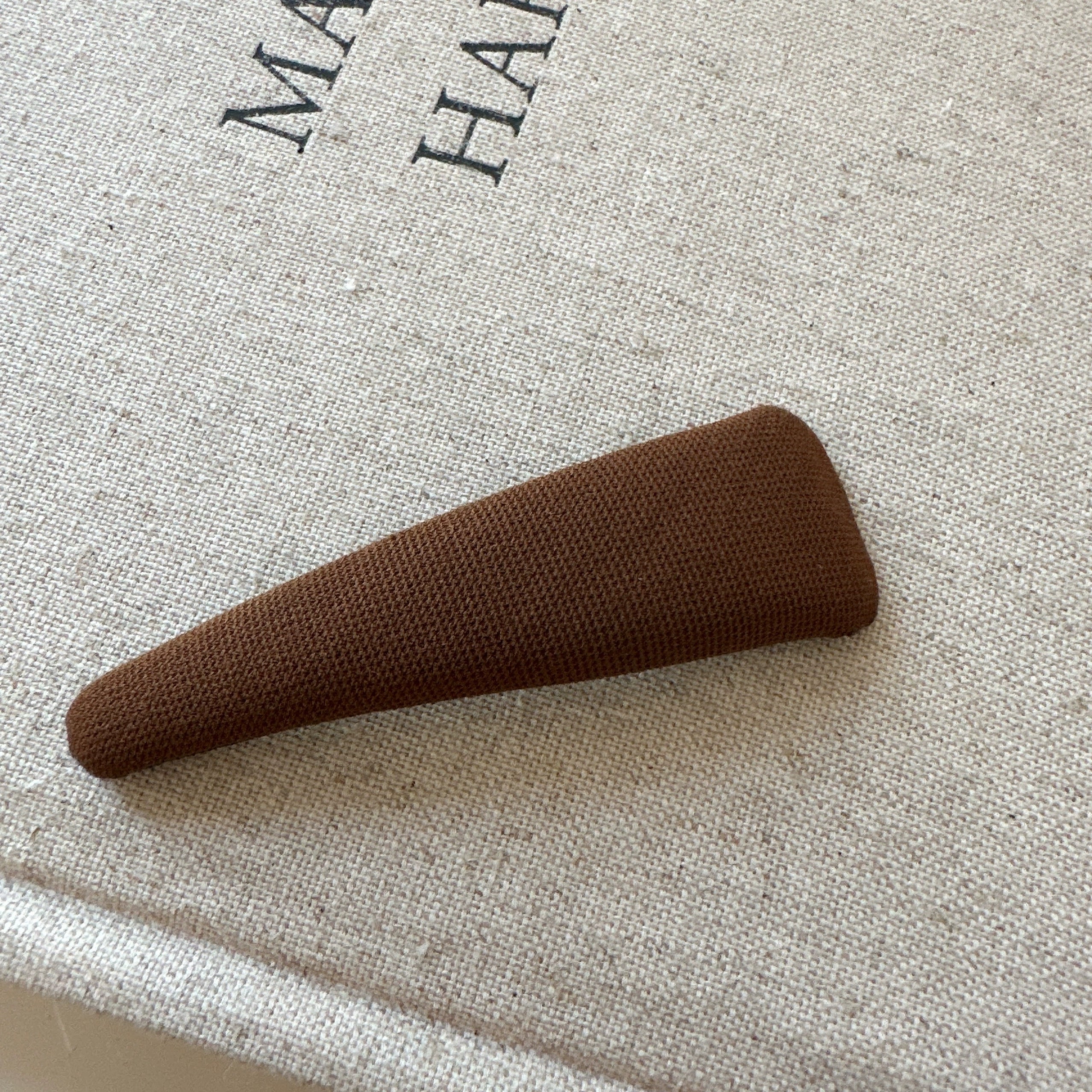 Yelitza Minimalist Fabric Hair Clip - Coffee Thin Triangle (Single) [U4A4PT84]