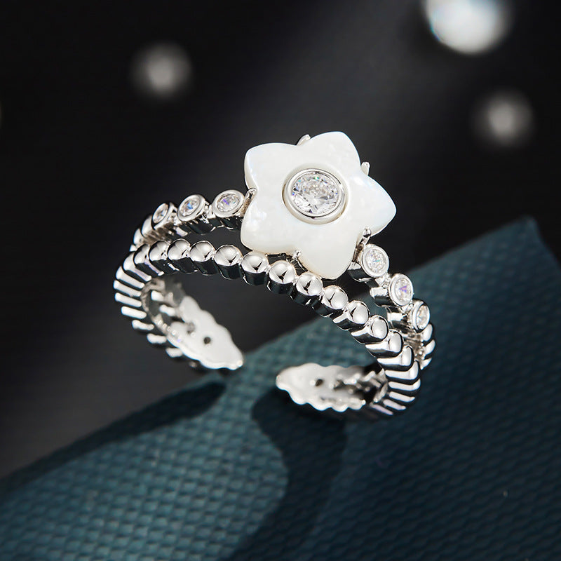 Tracey Shell Blossom Ring - Gold-Tone [N24EJHC2]