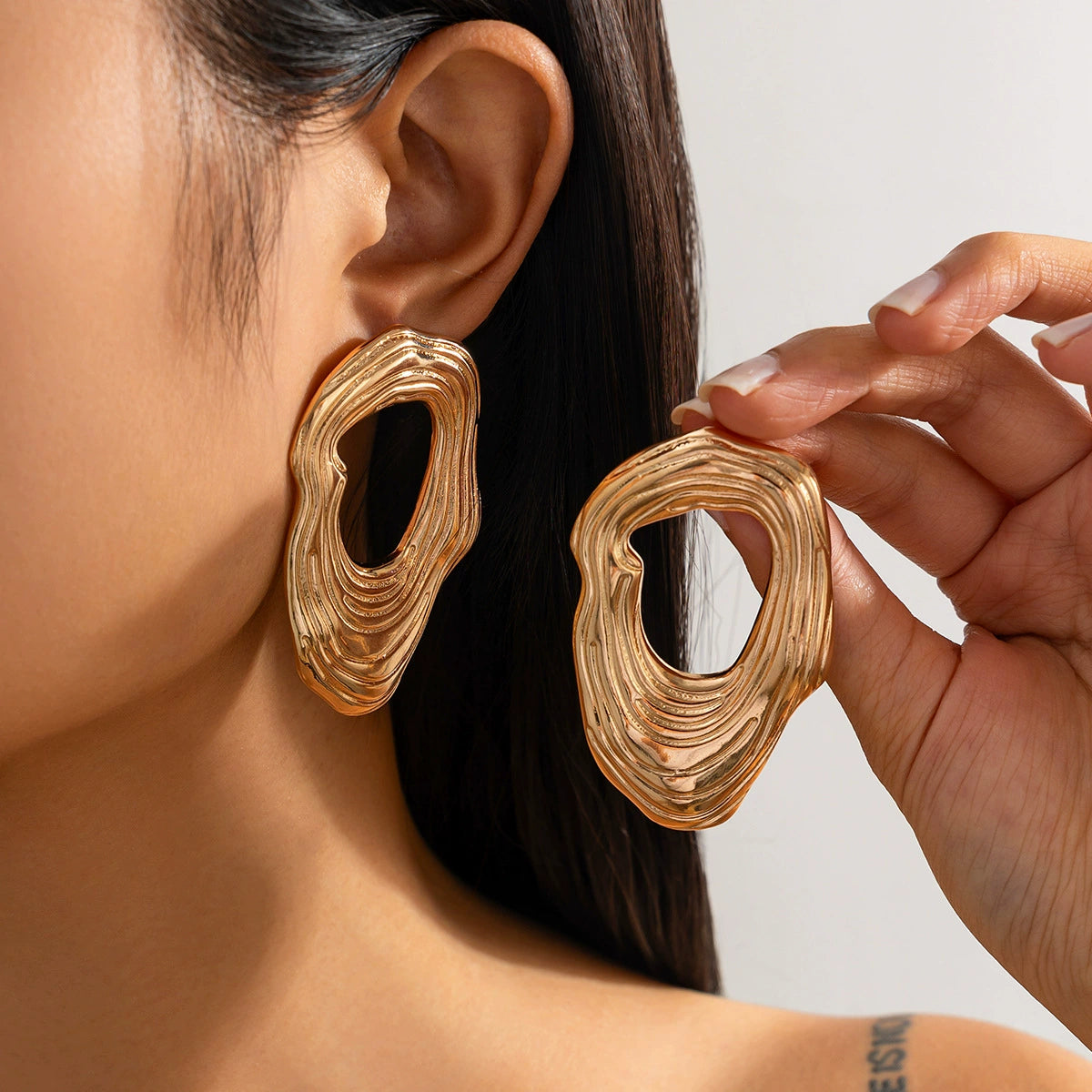 Journey Pleated Drop Earrings - Style 09 Gold [DLWYFV3J]