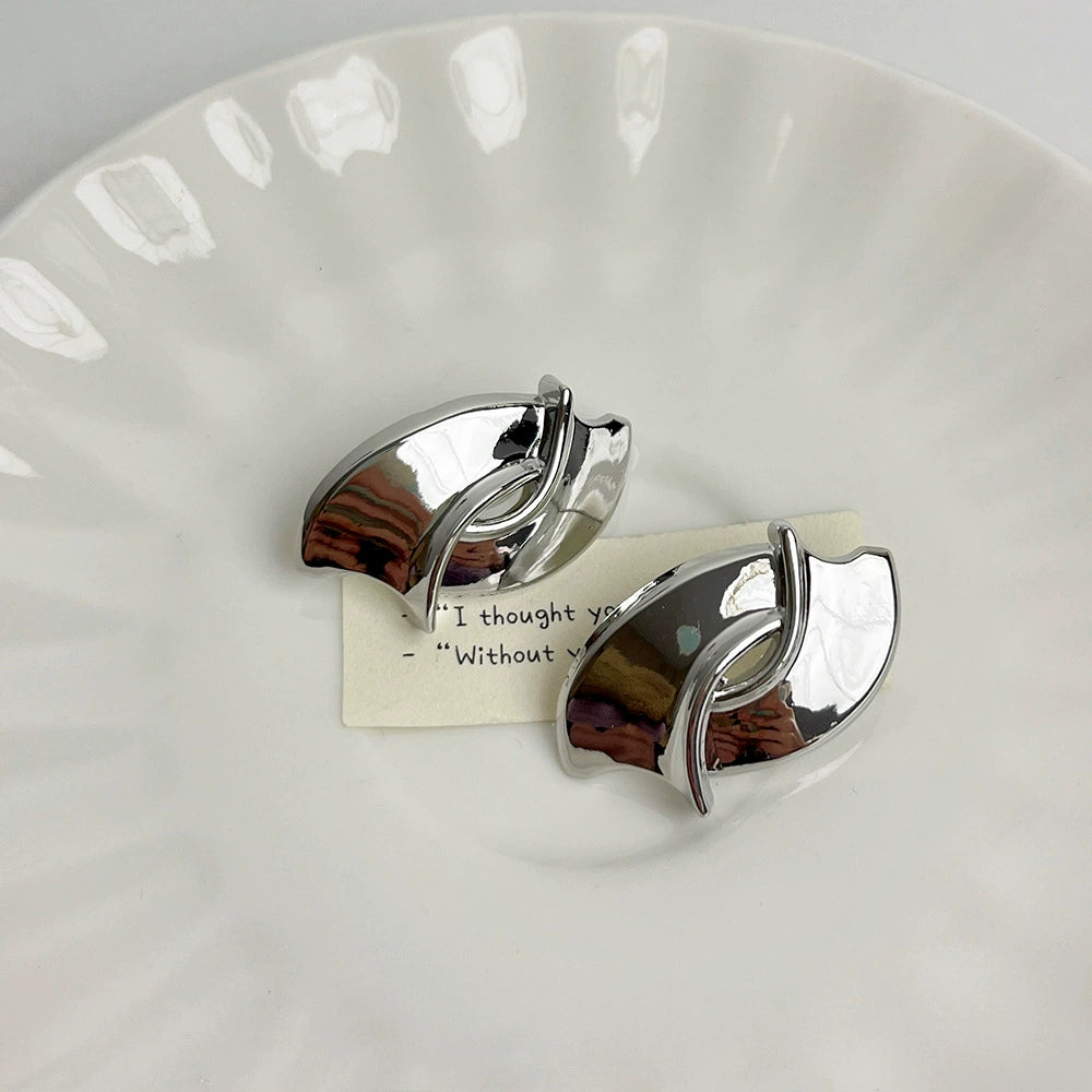 Takiyah Sculptural Drop Earrings - Silver Earrings [JP86JKY4]