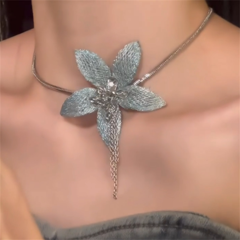 Courtney Shimmer Bloom Necklace - As Pictured