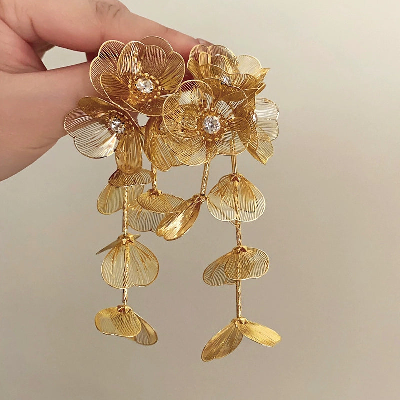 Chanell Statement Floral Earrings - Gold [9HY4MOTJ]