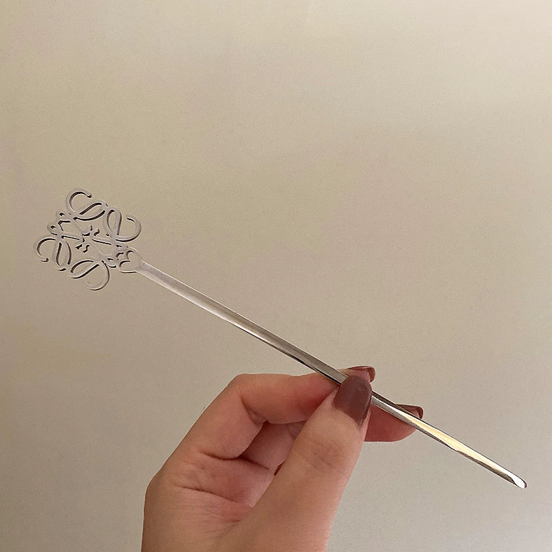 Nechama Sleek Metal Hairpin - Silver [734AH60T]