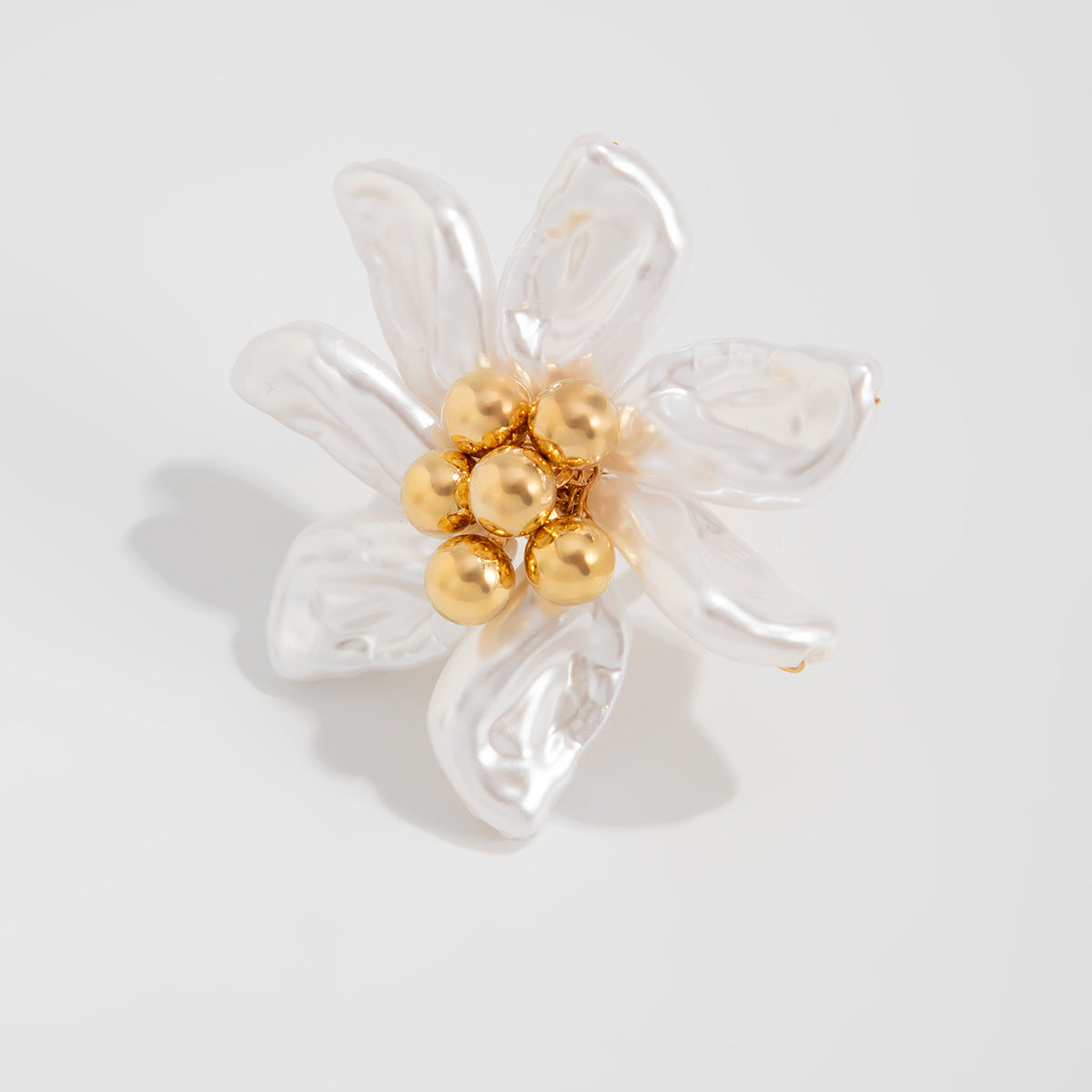 Malika Baroque Pearl Camellia Ring - Light Gold [W9ZD76BC]