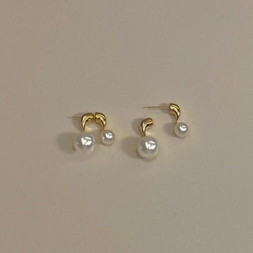 Mera Two-Way Pearl Earrings - Large and Small Pearl Earrings