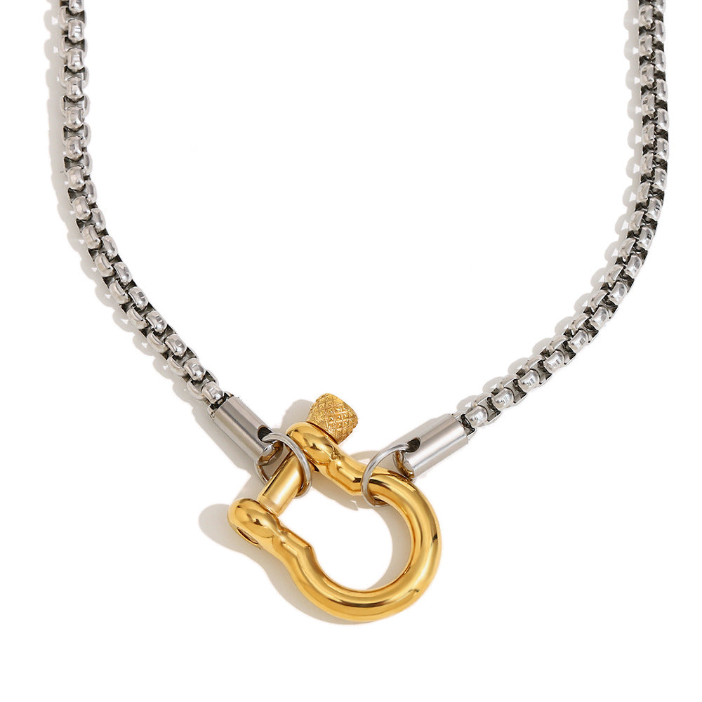 Chelsea Horseshoe Pearl Necklace - Square Pearl Chain Lock Pendant Necklace - Two-Tone 2 [NKU1FIJY]