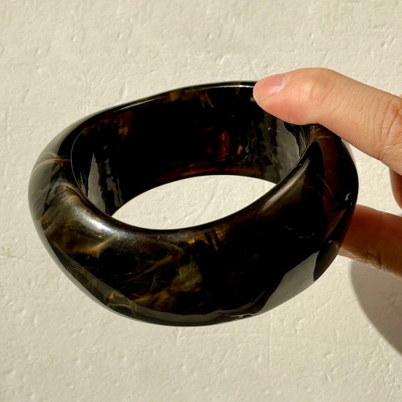 Rylin Marbled Resin Bangle - Black Gold Swirl [TV7D8UUJ]