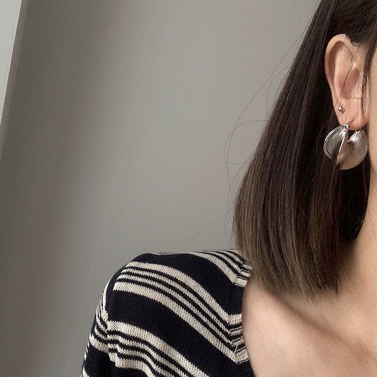 Zaryah Retro Statement Hoops - Silver