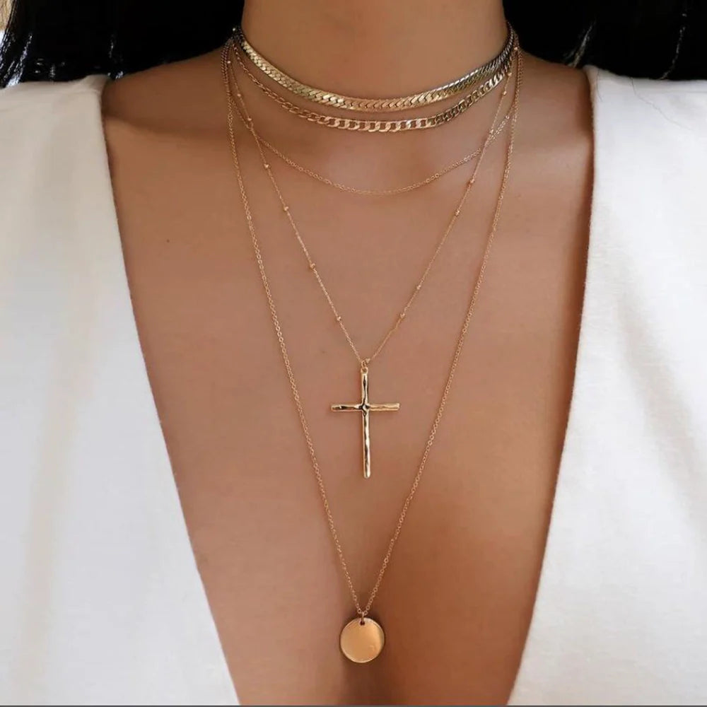 Jaqueline Multilayer Moon Pendant Necklace - CS8898-25