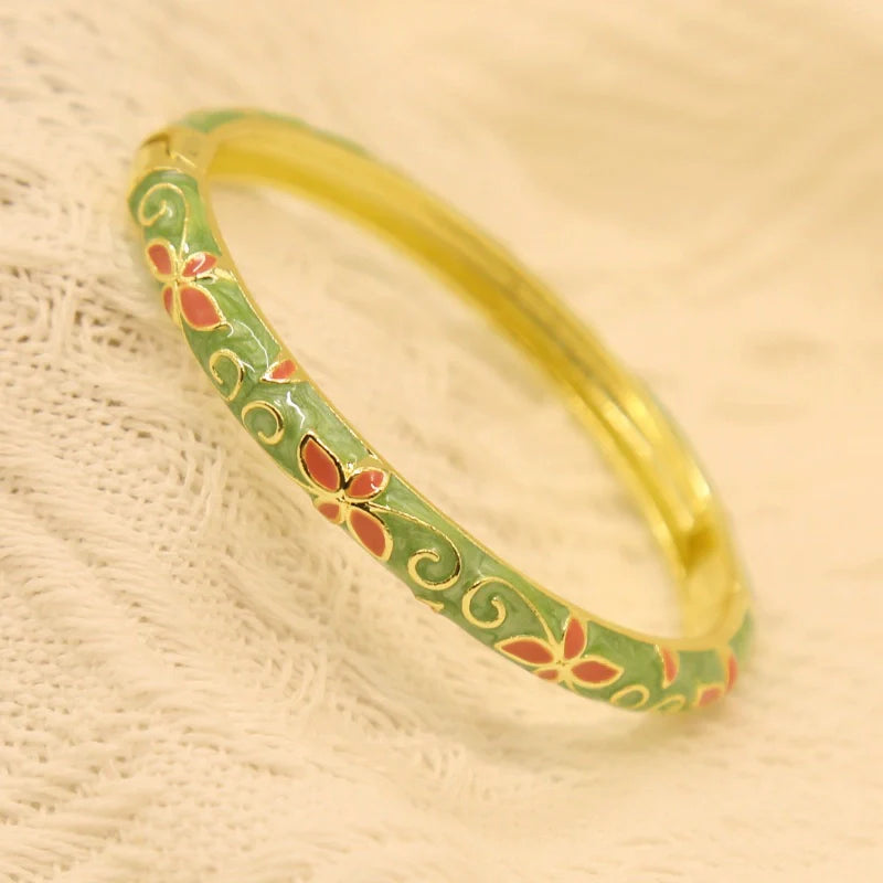Xaria Clover Enamel Bangle - Green