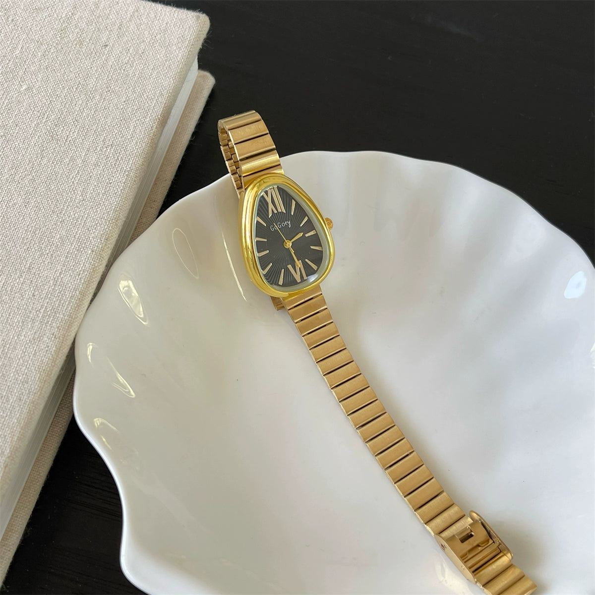 Kenadie Vintage Snake Head Watch - Gold Bamboo Joint Strap, Black Face [NX99RMT1]