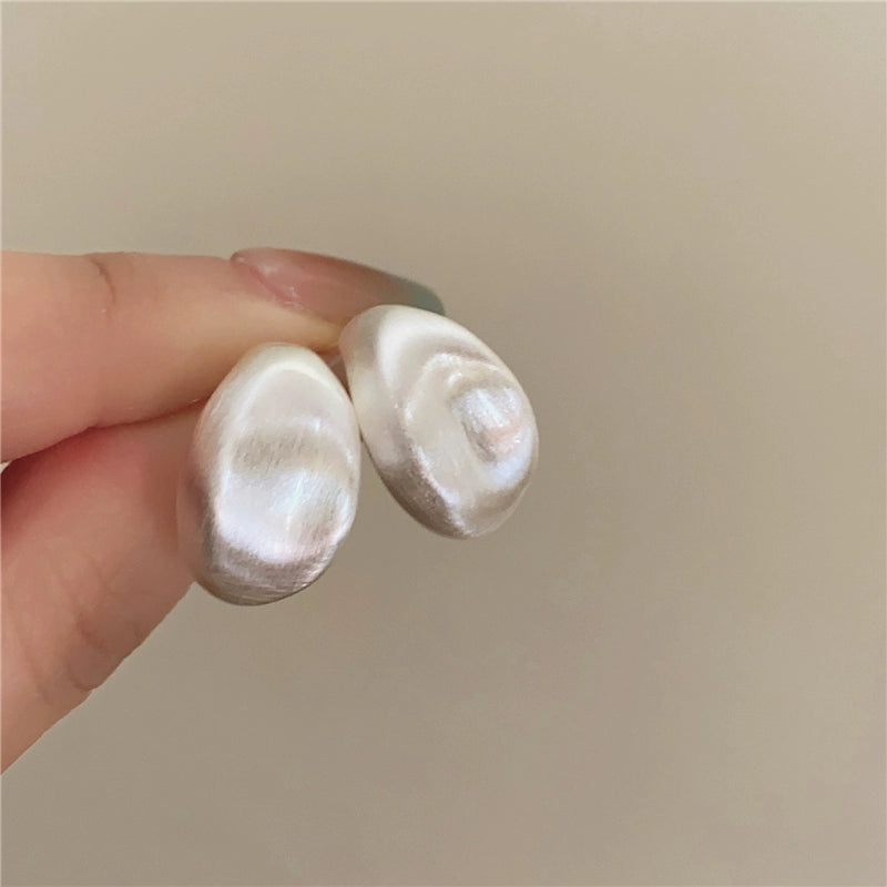 Haily Brushed Geometric Earrings - Silver [VK557GDC]