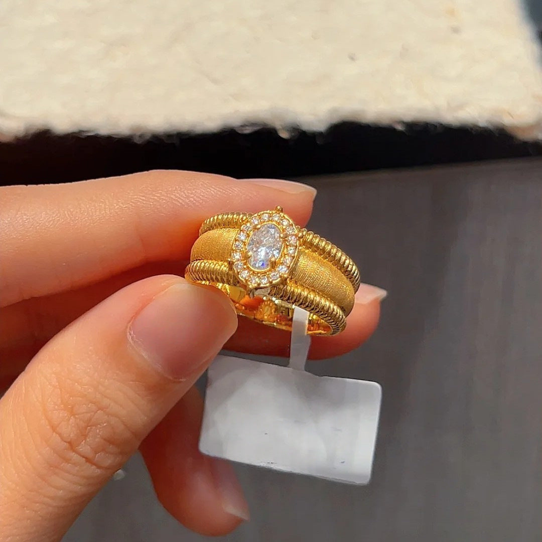 Suzanna Vintage Gemstone Ring - White Diamond [B9EA0WA9]