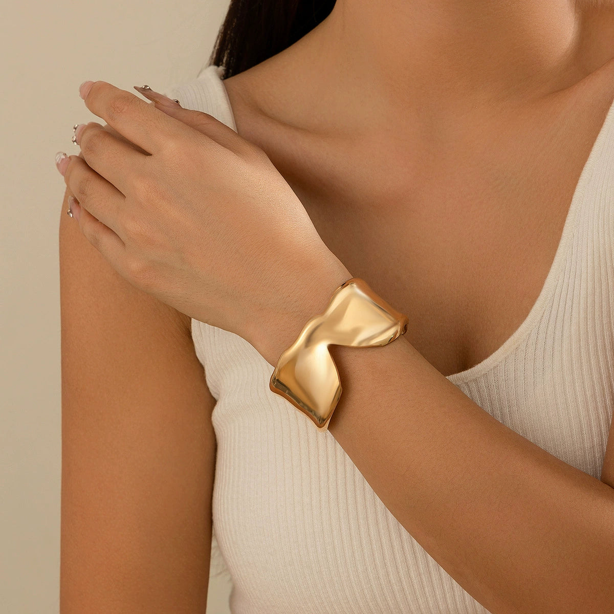 Ivey Asymmetrical Heart Bracelet - Gold Style 03 A [YXK4XSRY]
