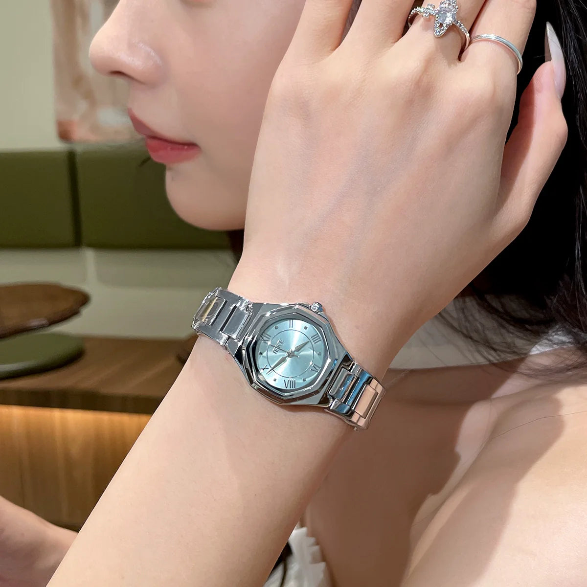 Vittoria Elegant Steel Wristwatch - Teal