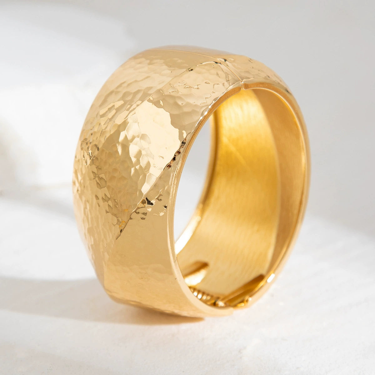 Shanti Water Ripple Jewelry - Style 3 Gold Bracelet [KHVEEACV]