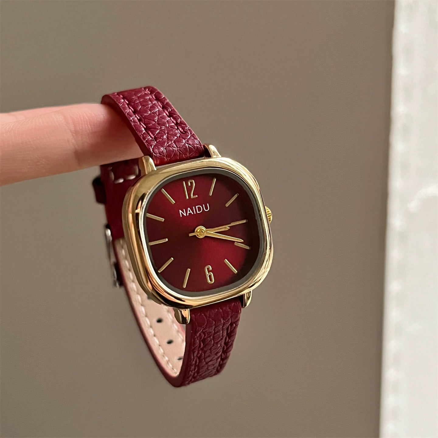 Gentry Vintage Square Watch - Ancora Red [5QUKUB6D]