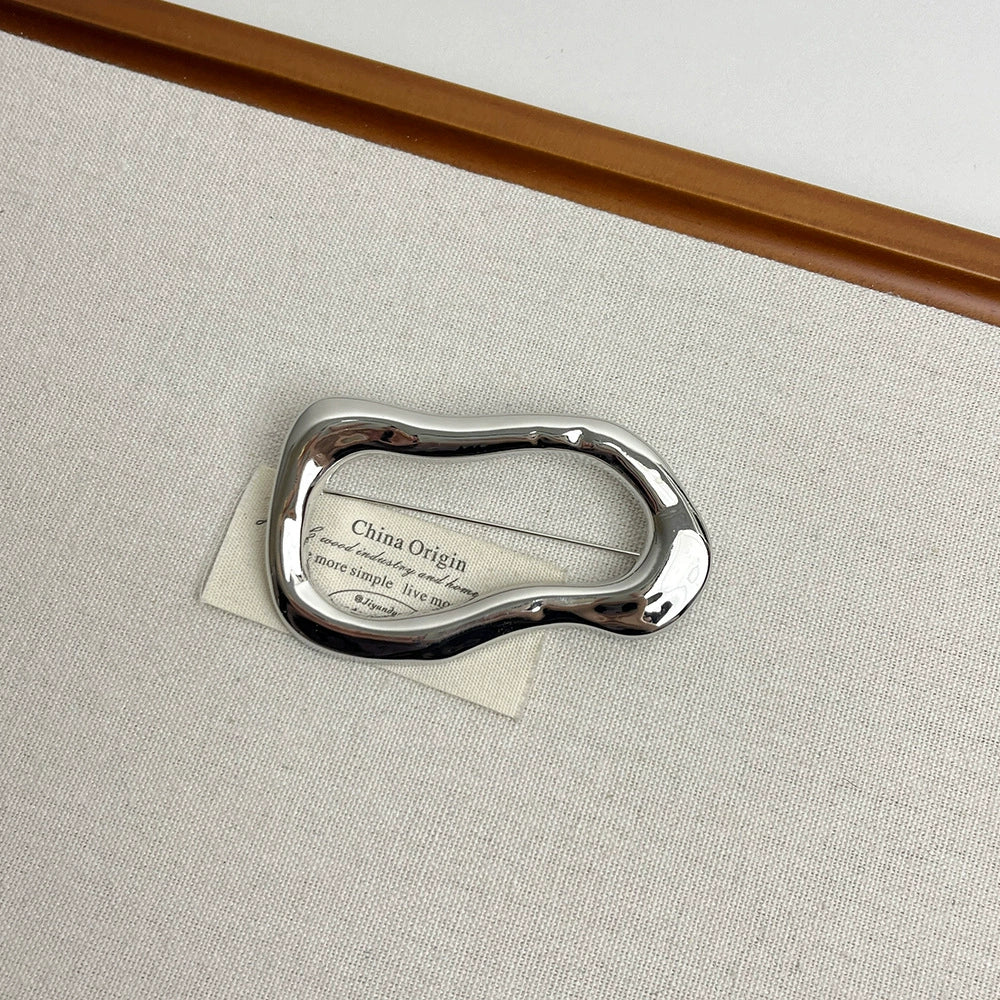 Kamri Asymmetrical Geometric Brooch - Silver [JAA23AHO]