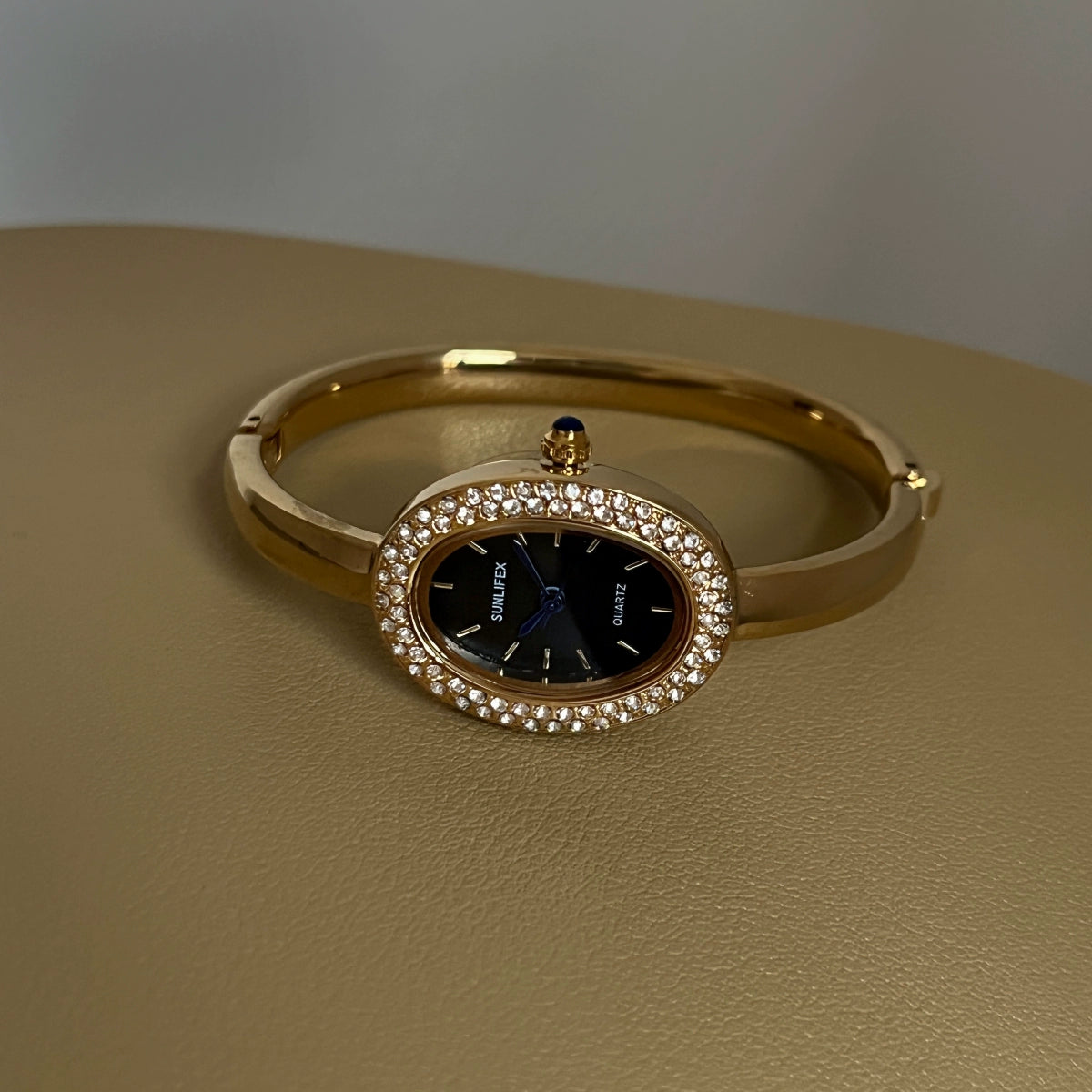 Juliett Dainty Oval Bracelet Watch - Gold Band Black Dial (Diamond Bezel) [ICMGVKDF]
