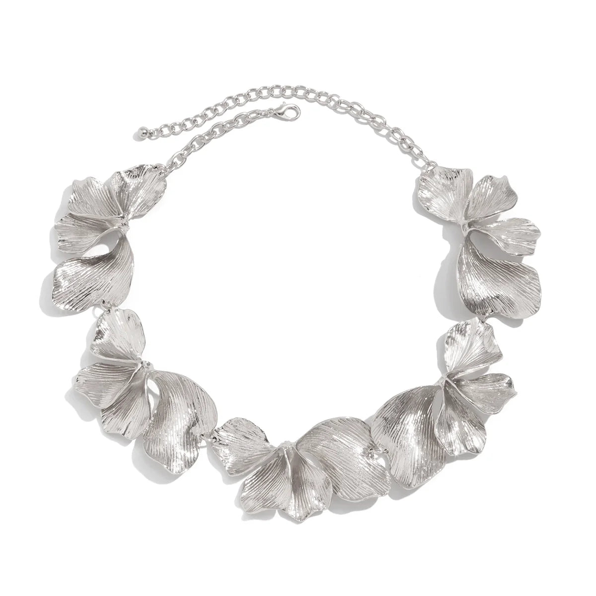 Jamyiah Metallic Petal Necklace - Silver