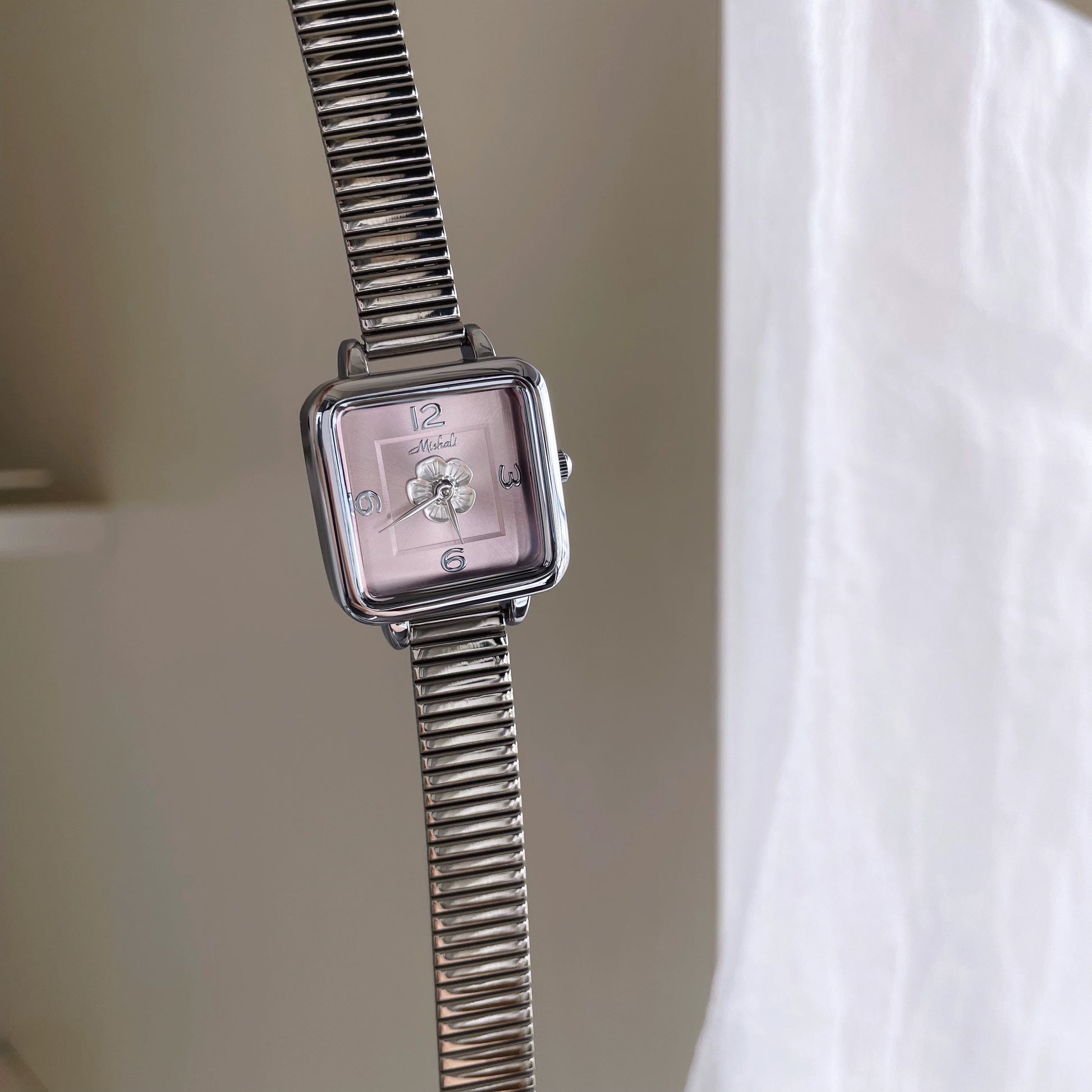 Aashi Sakura Camellia Watch - Sakura Pink Camellia Bamboo Band [5P4P2R44]