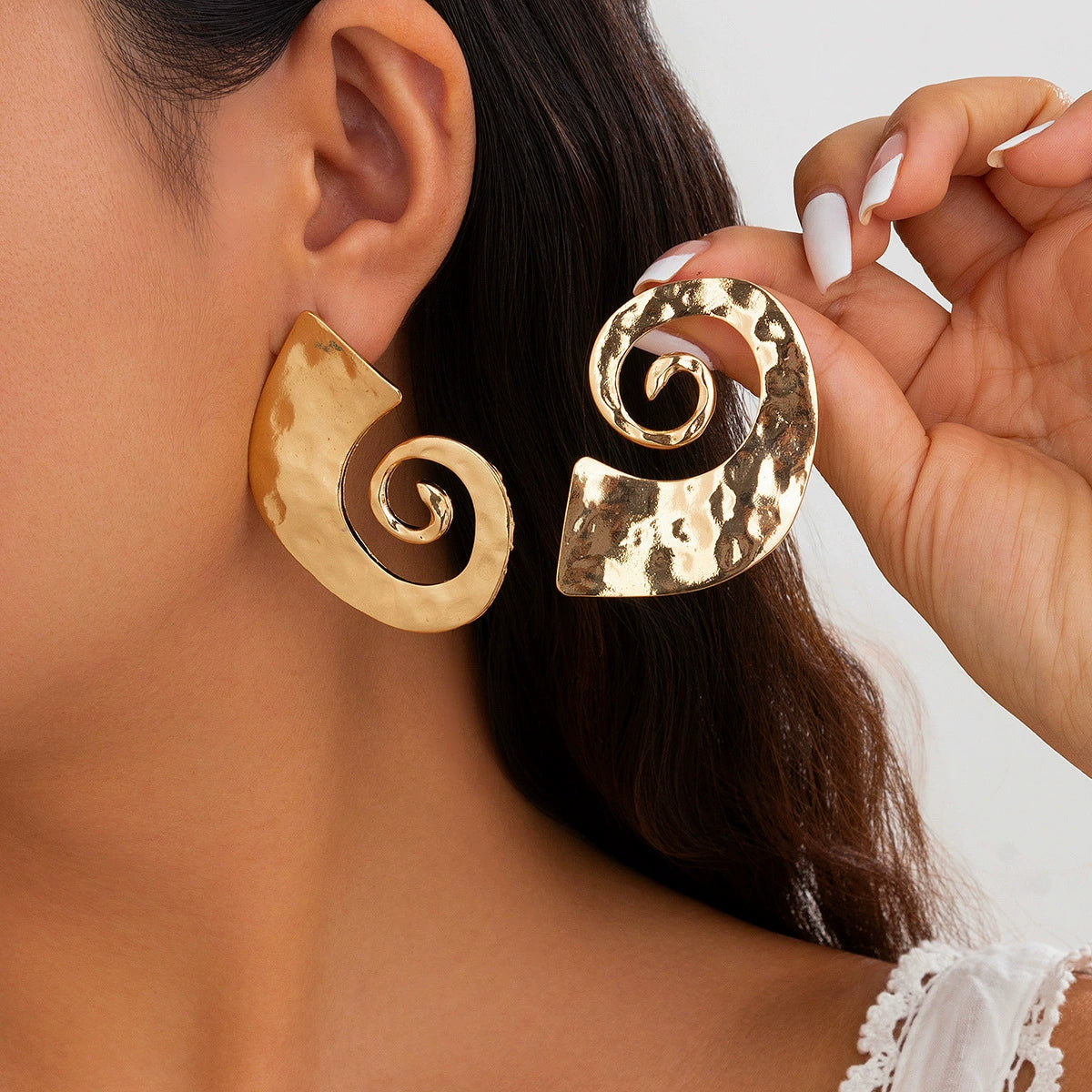 Ann Ocean-Inspired Spiral Earrings - 06 Gold [YOU8A1W6]