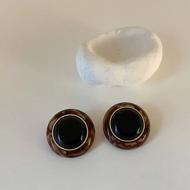 Marci Vintage Button Earrings - Round Black