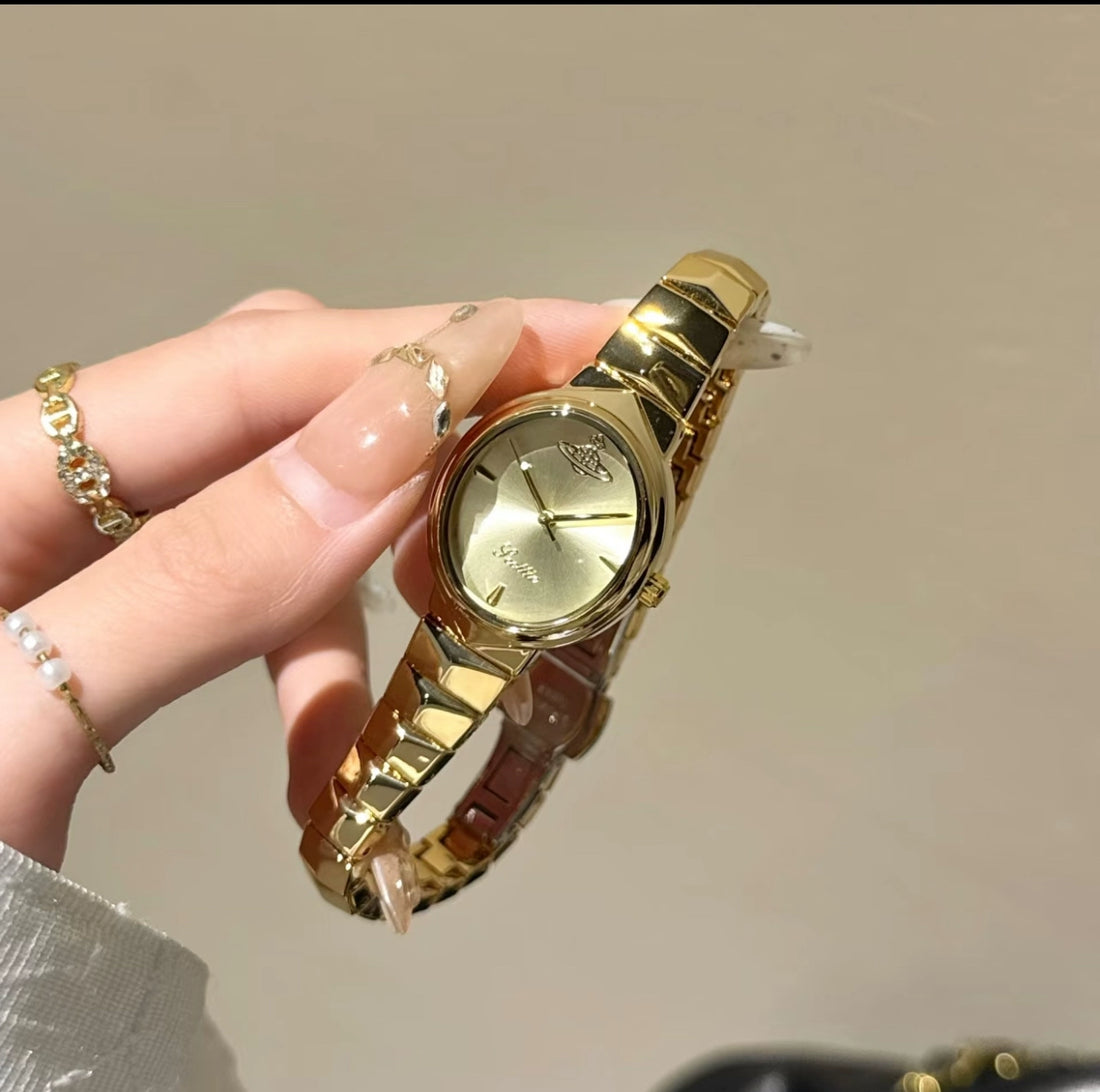 Emely Serpent Saturn Watch [E3GRZ3J4]