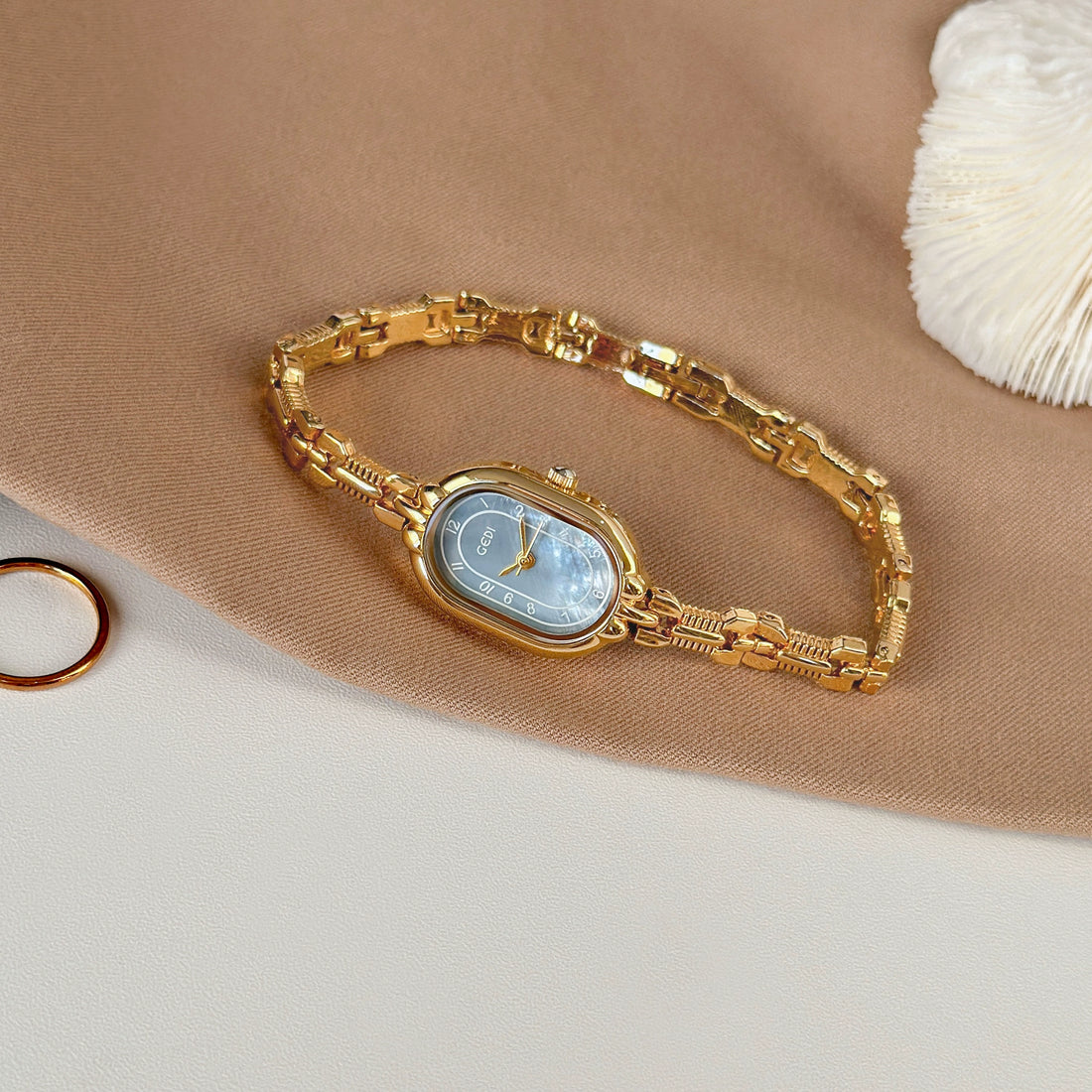 Loghan Gold Bracelet Watch - Blue Mother-of-Pearl Gold Watch [ID8GIPVJ]