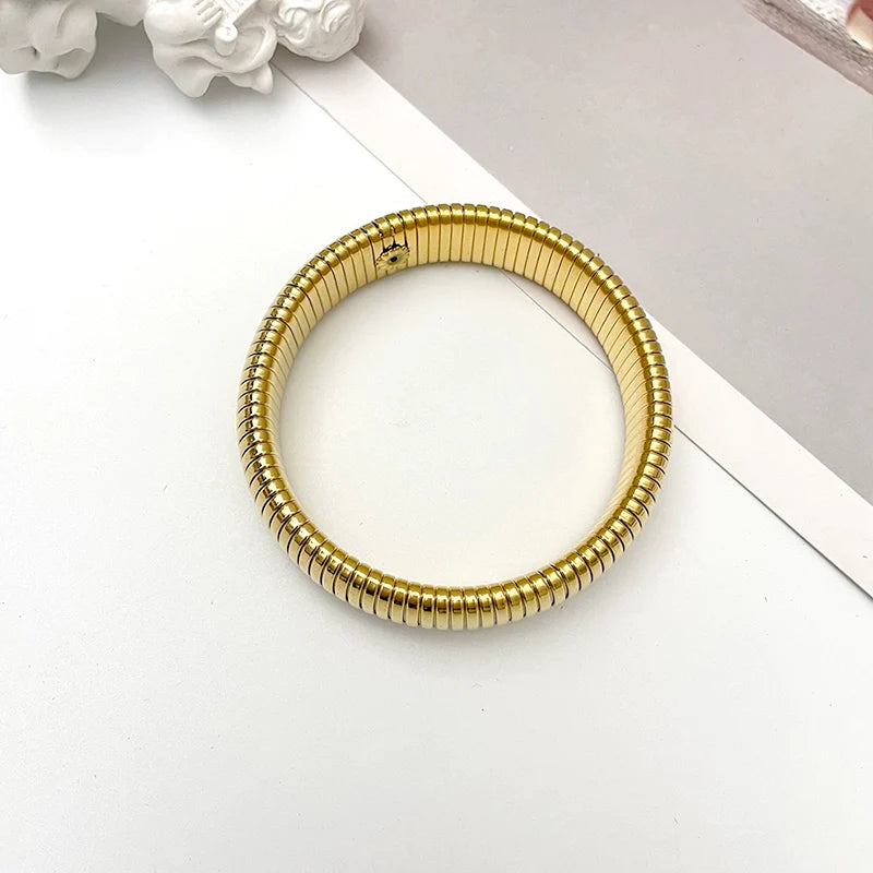 Klaudia Woven Statement Bangle - Gold