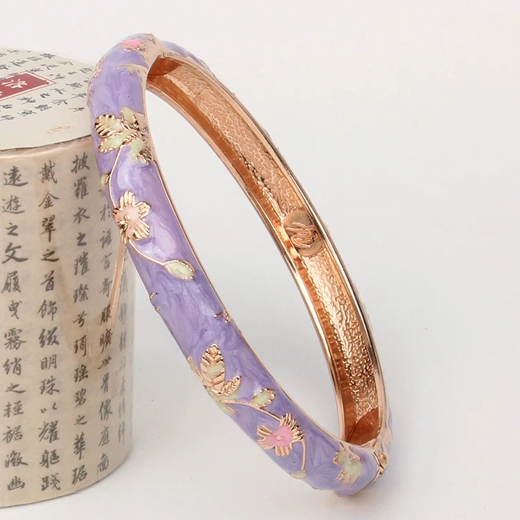 Jourdyn Floral Enamel Bangle - Light Purple