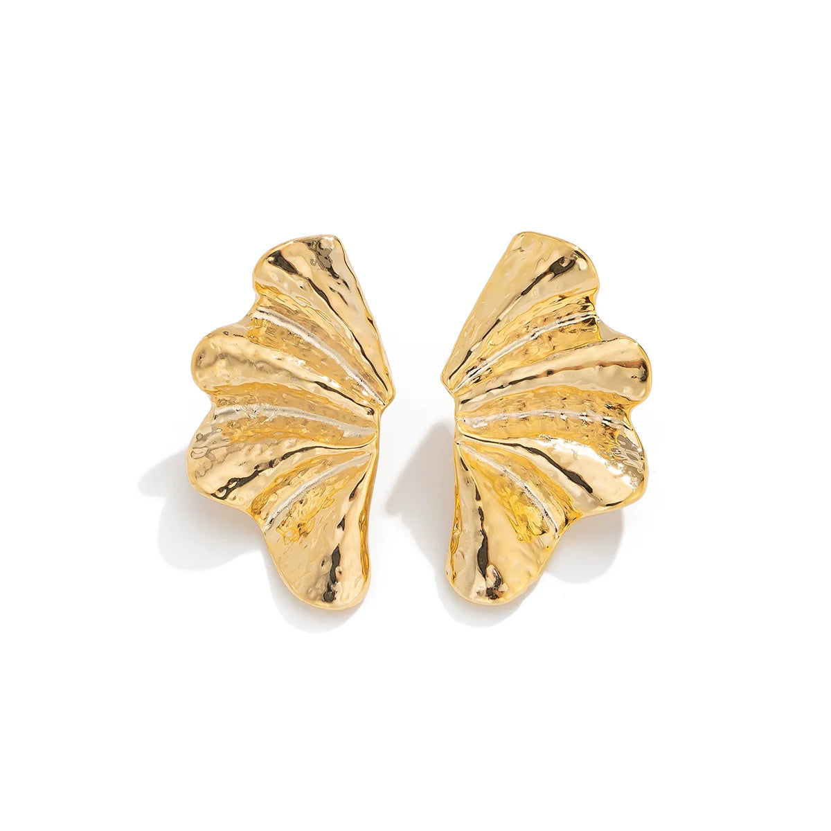 Julieta Delicate Leaf Studs - Gold